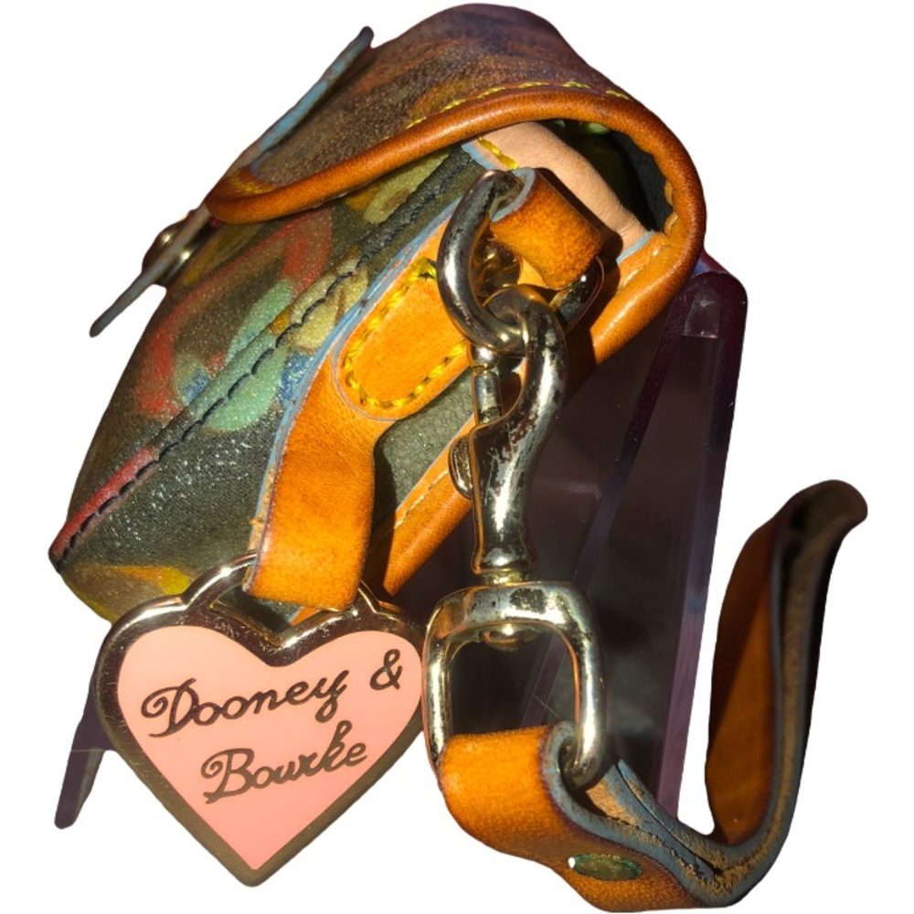 🐝 Dooney & Bourke Limited Edition Vintage Bumble Bee Wristlet Black Heart Charm - Picture 5 of 14
